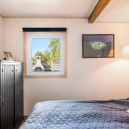 Prázdninový dům 3 Bedroom Lovely In