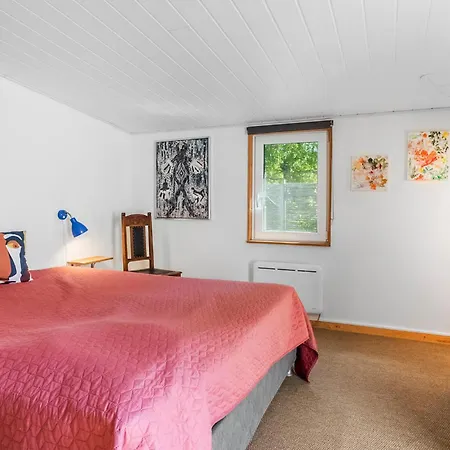 Prázdninový dům 3 Bedroom Lovely In