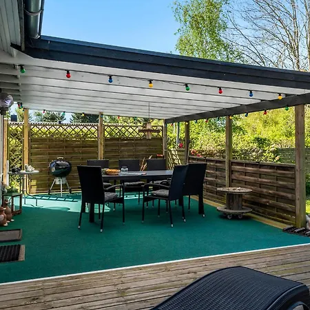 Prázdninový dům 3 Bedroom Lovely In Gedser