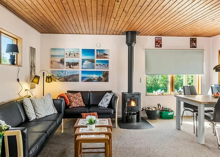 3 Bedroom Lovely In Дом отдыха Гедсер